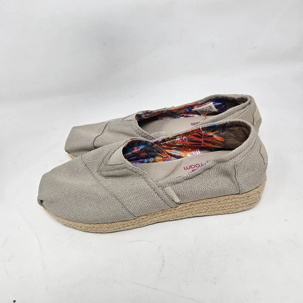 Skechers Bobs Espadrille Flats Taupe Metallic Memory Foam Slip Ons 34101 7.5